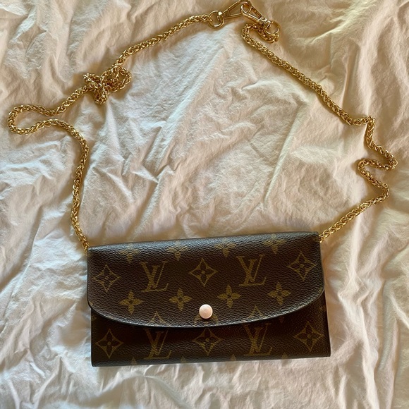 Louis Vuitton Rose Ballerine Emilie Wallet - Picture 8 of 9